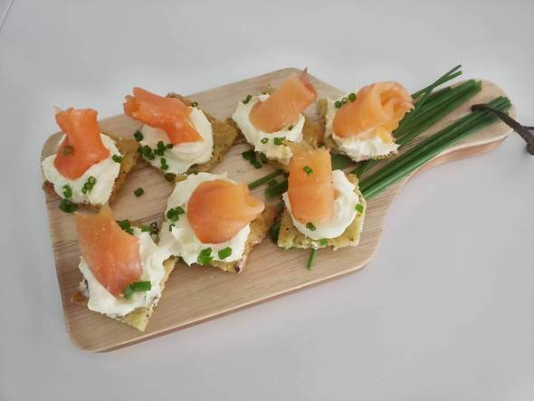 One Minute Snaxx - Low Carb Crackers